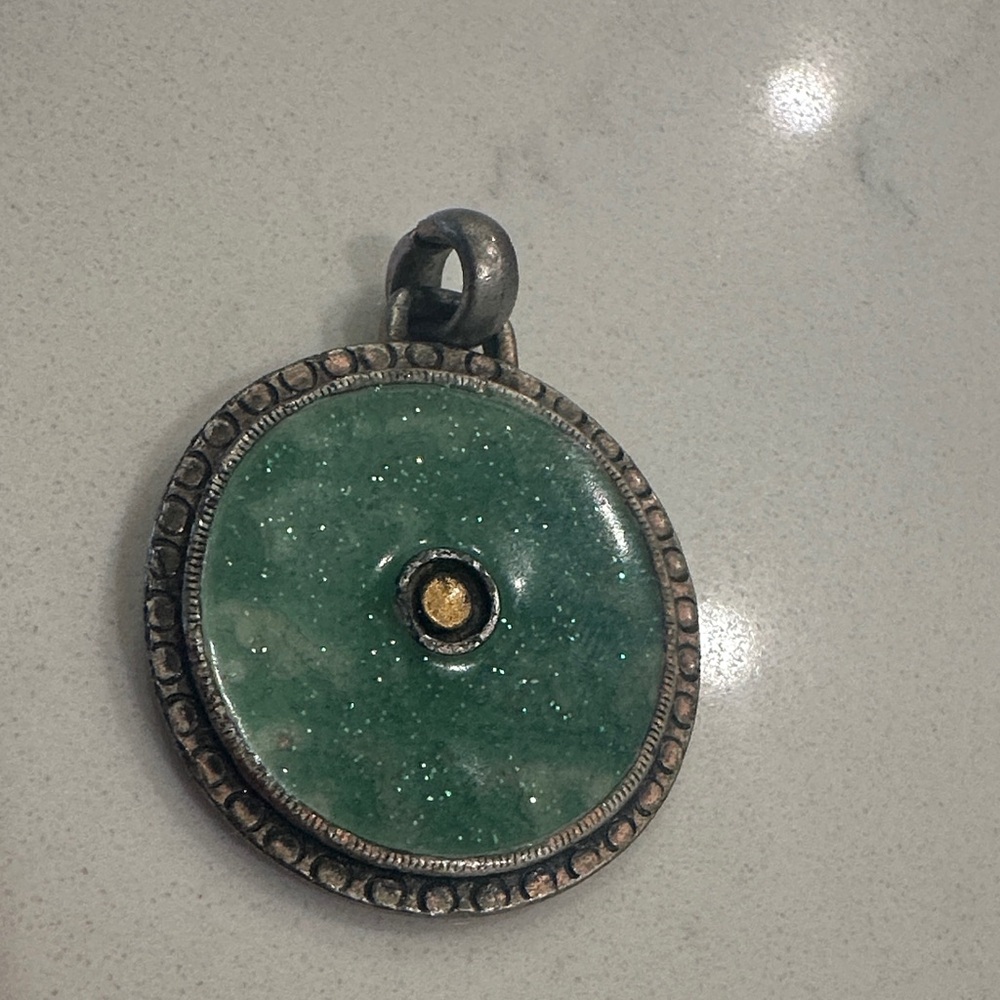 Green and Gold Pendant Necklace